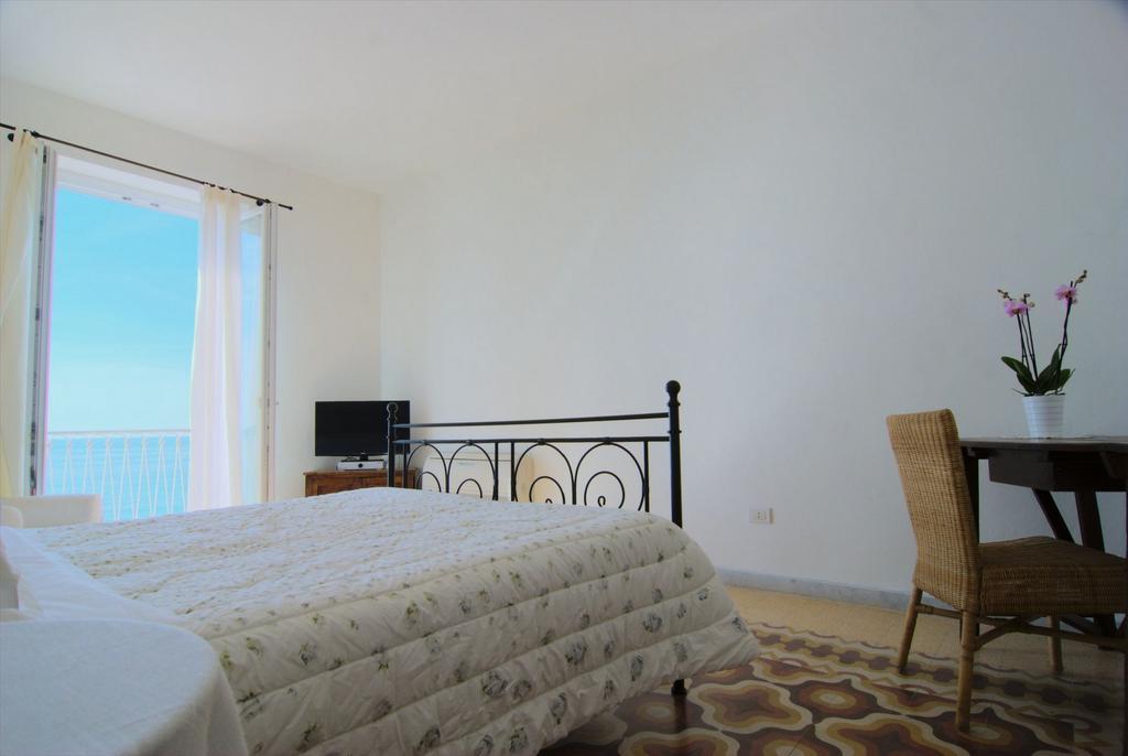 Residenza D'Epoca 1861 Bed & Breakfast Santa Maria di Castellabate Exterior photo