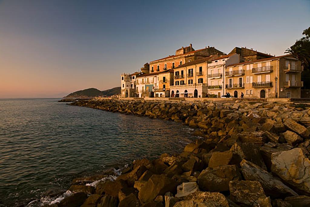 Residenza D'Epoca 1861 Bed & Breakfast Santa Maria di Castellabate Exterior photo