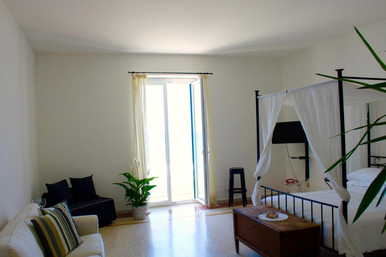Residenza D'Epoca 1861 Bed & Breakfast Santa Maria di Castellabate Exterior photo